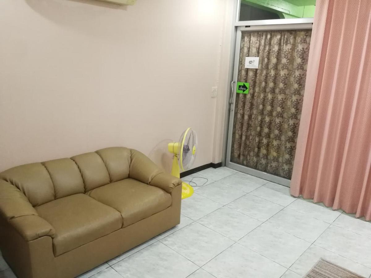 Pokój typu studio  Khon Kaen Zewnętrze zdjęcie